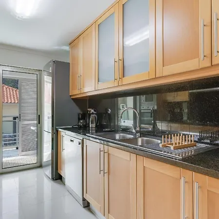 Ferienwohnung Fuer 4 Personen Ca 111 Qm In Machico, Madeira Ostkueste Von Madeira Apartment