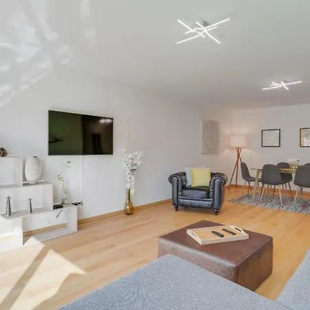 Apartment Ferienwohnung Fuer 4 Personen Ca 111 Qm In Machico, Madeira Ostkueste Von Madeira *