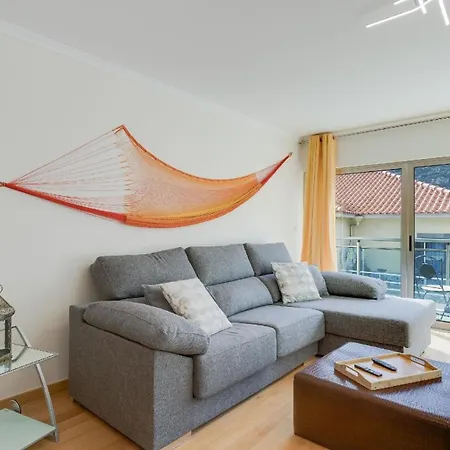 Ferienwohnung Fuer 4 Personen Ca 111 Qm In Machico, Madeira Ostkueste Von Madeira Apartment *